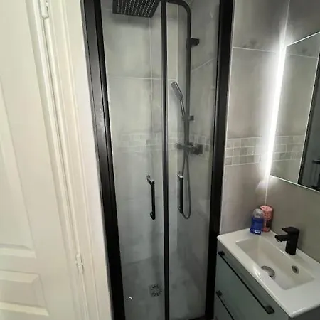 Lägenhet Studio Meuble Confort Paris